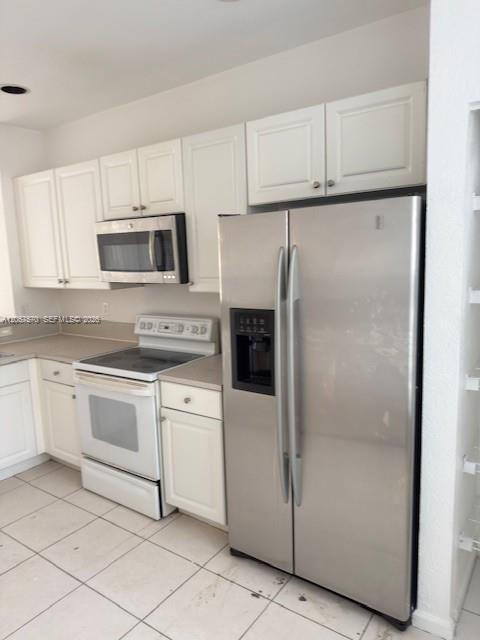677 NW 42nd Ave, Plantation FL 33317 photo 2
