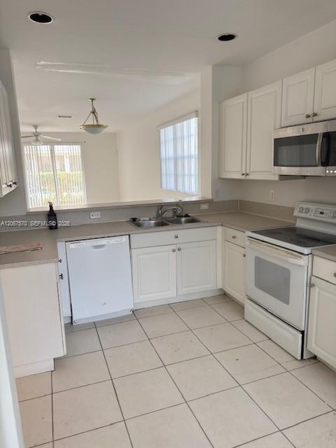 677 NW 42nd Ave, Plantation FL 33317 photo 3