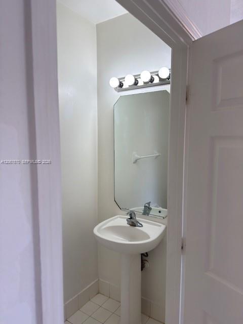 677 NW 42nd Ave, Plantation FL 33317 photo 5