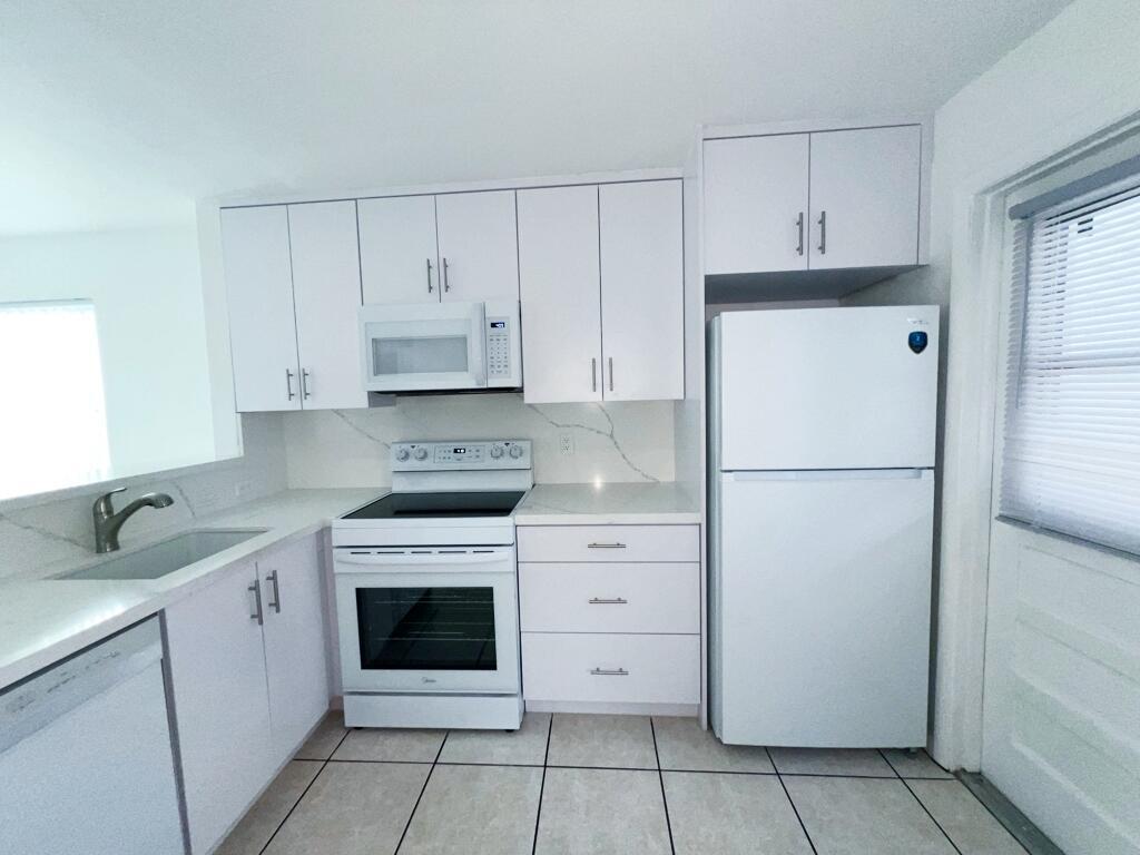 3777 NW 78TH Avenue # 46E, Davie FL 33024 photo 3
