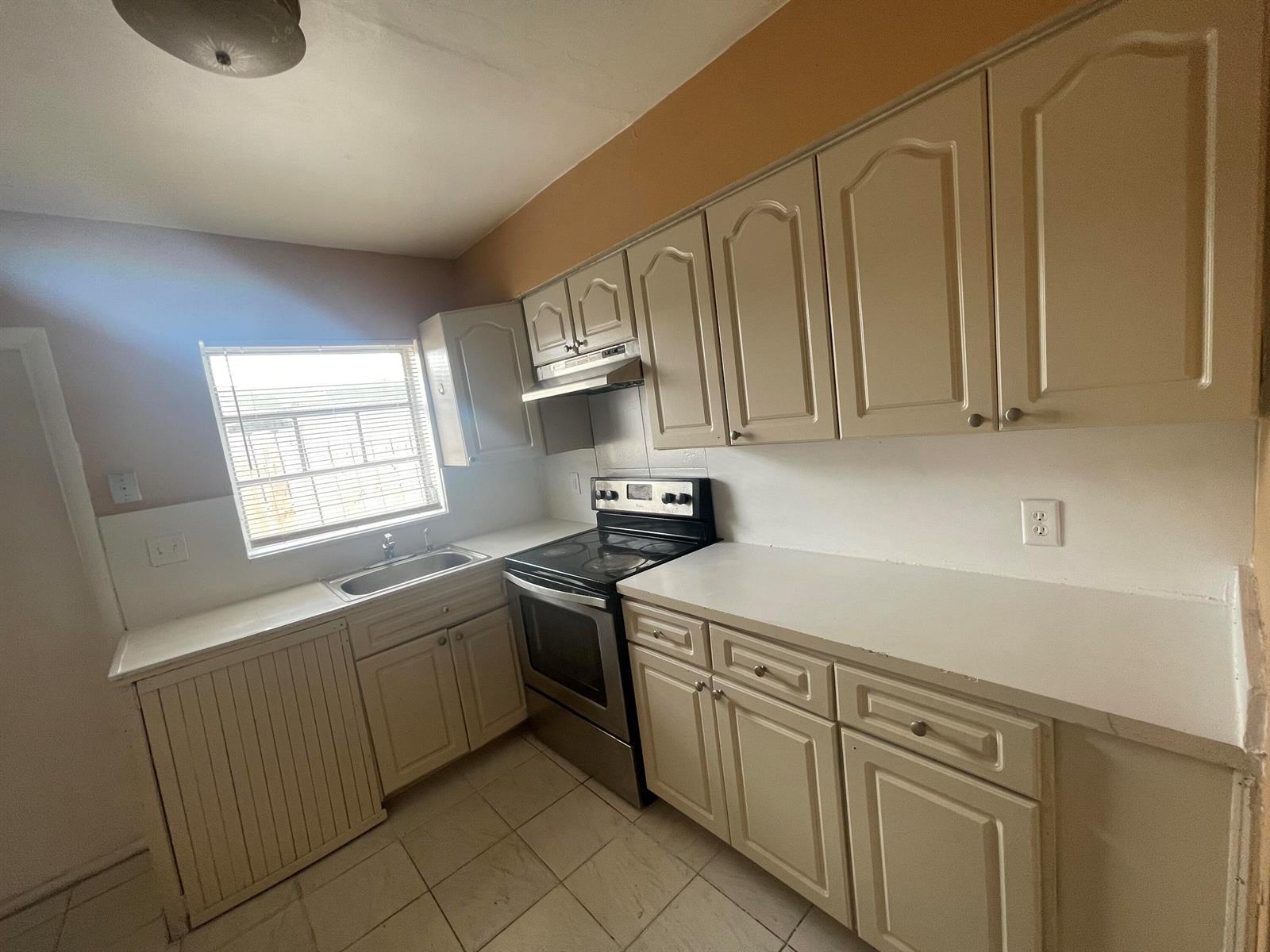1316 NW 8TH Avenue # A, Fort Lauderdale FL 33311 photo 3