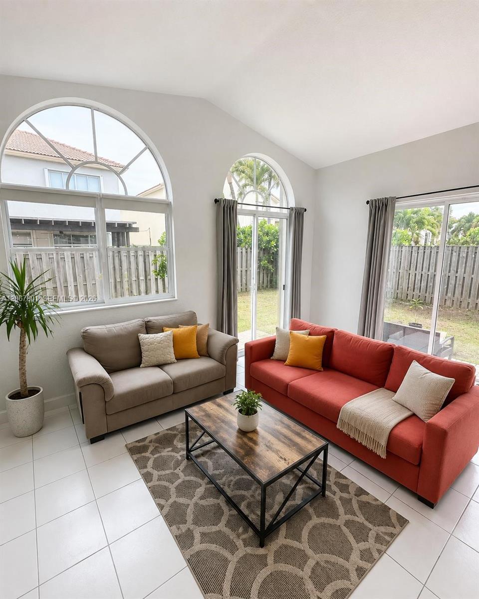9763 NW 29th St, Doral FL 33172 photo 4