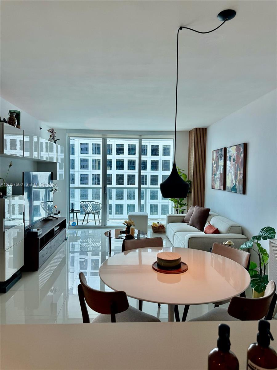 500 Brickell Ave # 2706, Miami FL 33131 photo 2