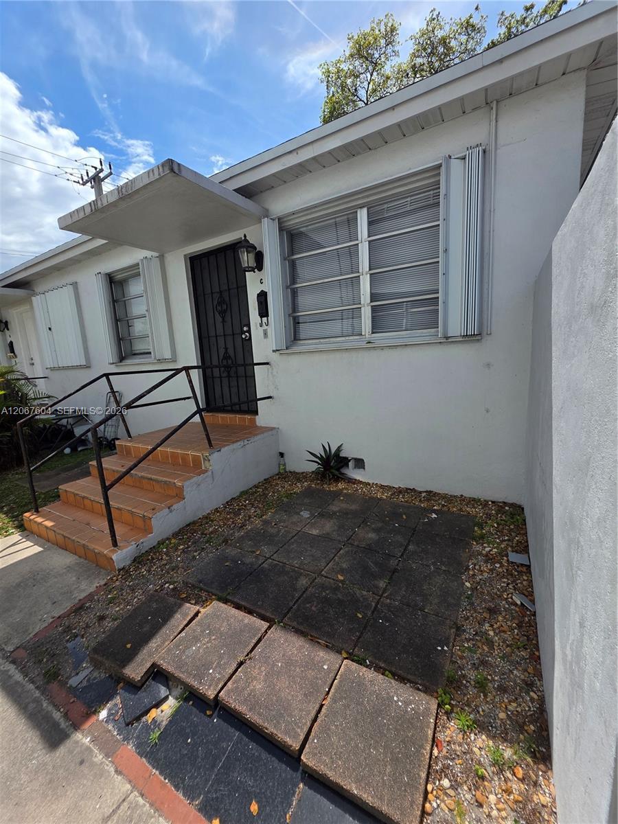 85 Esplanade Dr # C, Miami Springs FL 33166 photo 2