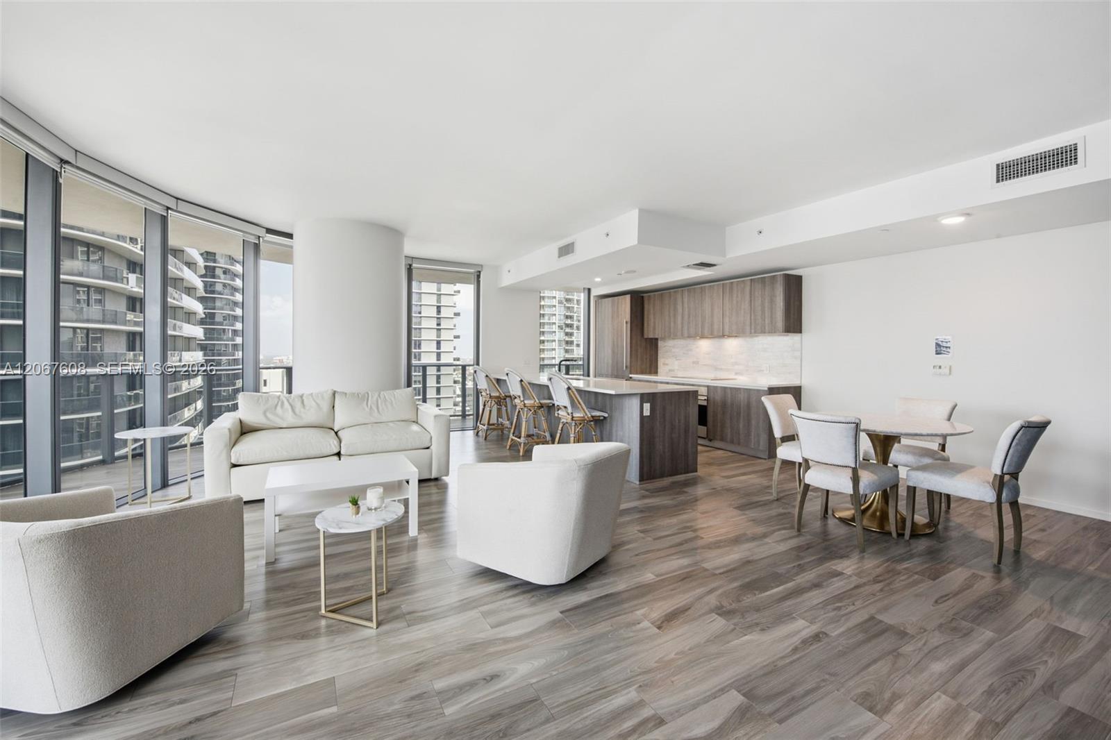 801 S Miami Ave # 3101, Miami FL 33130 photo 3