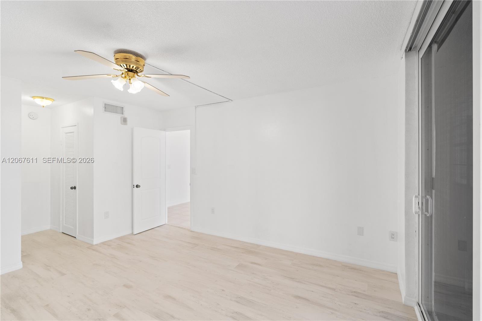 1351 NE Miami Gardens Dr # 301E, Miami FL 33179 photo 3