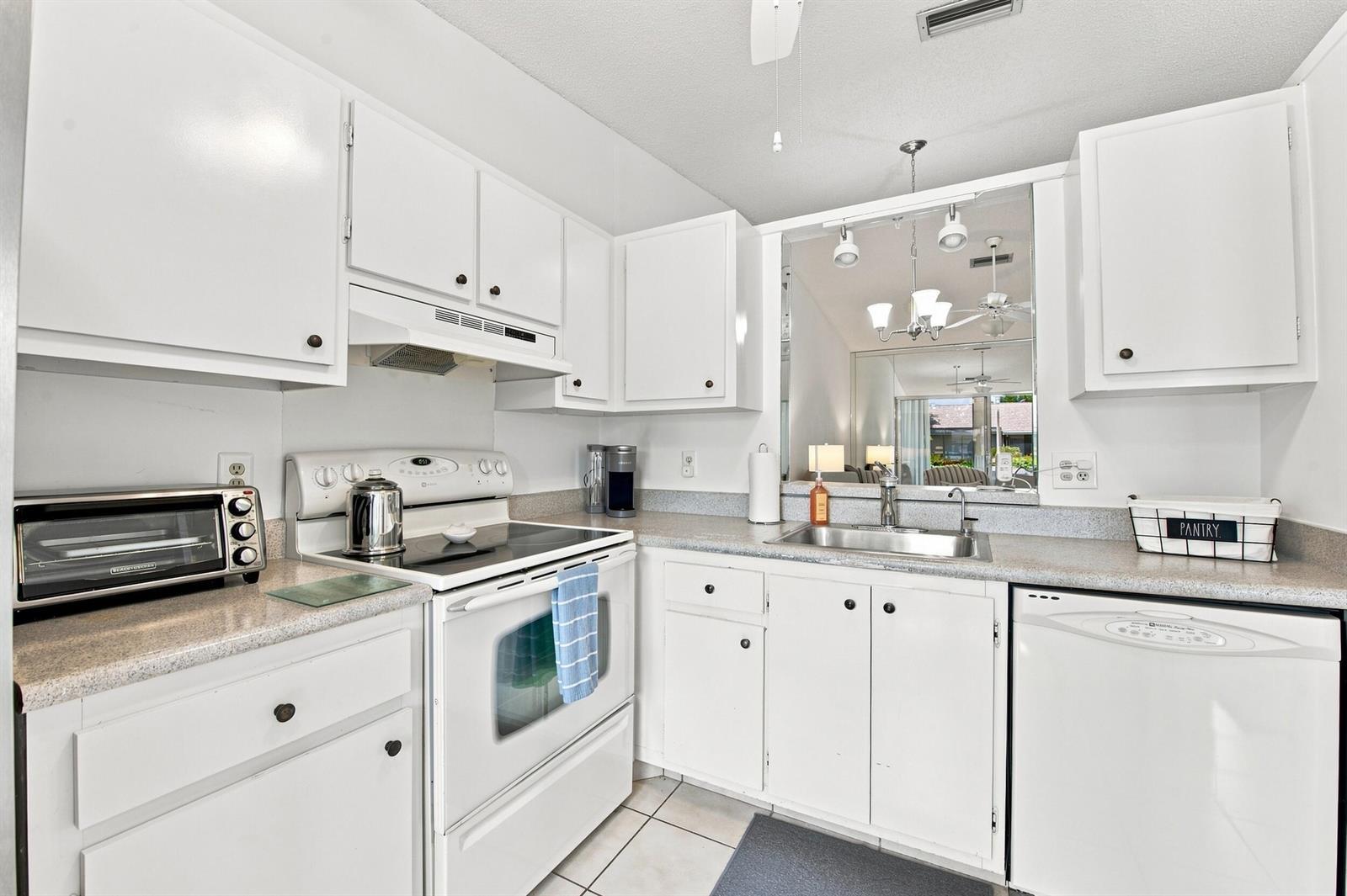 18829 Argosy Drive # B, Boca Raton FL 33496 photo 3