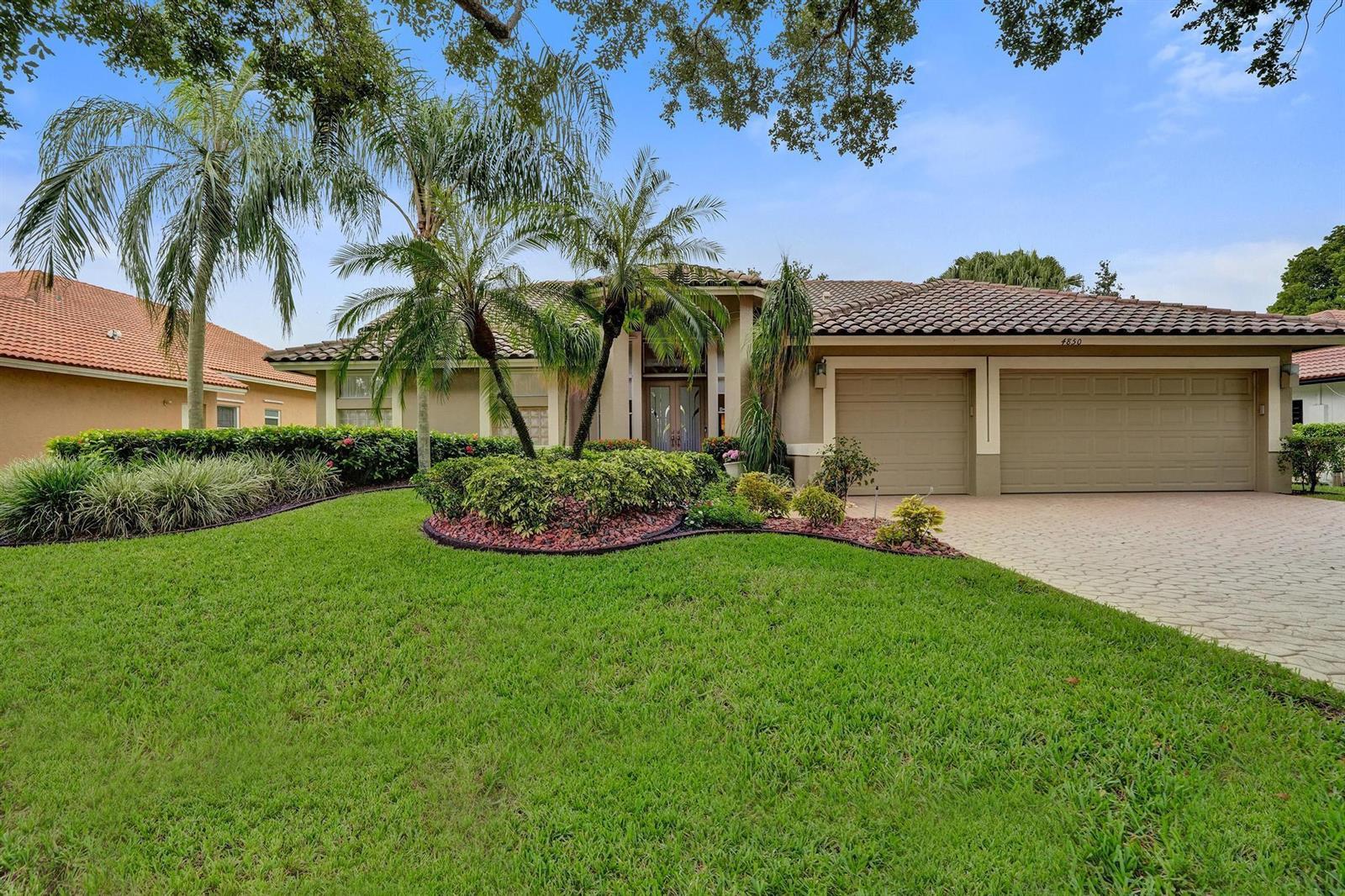 4850 NW 95TH Drive, Coral Springs FL 33076 photo 4