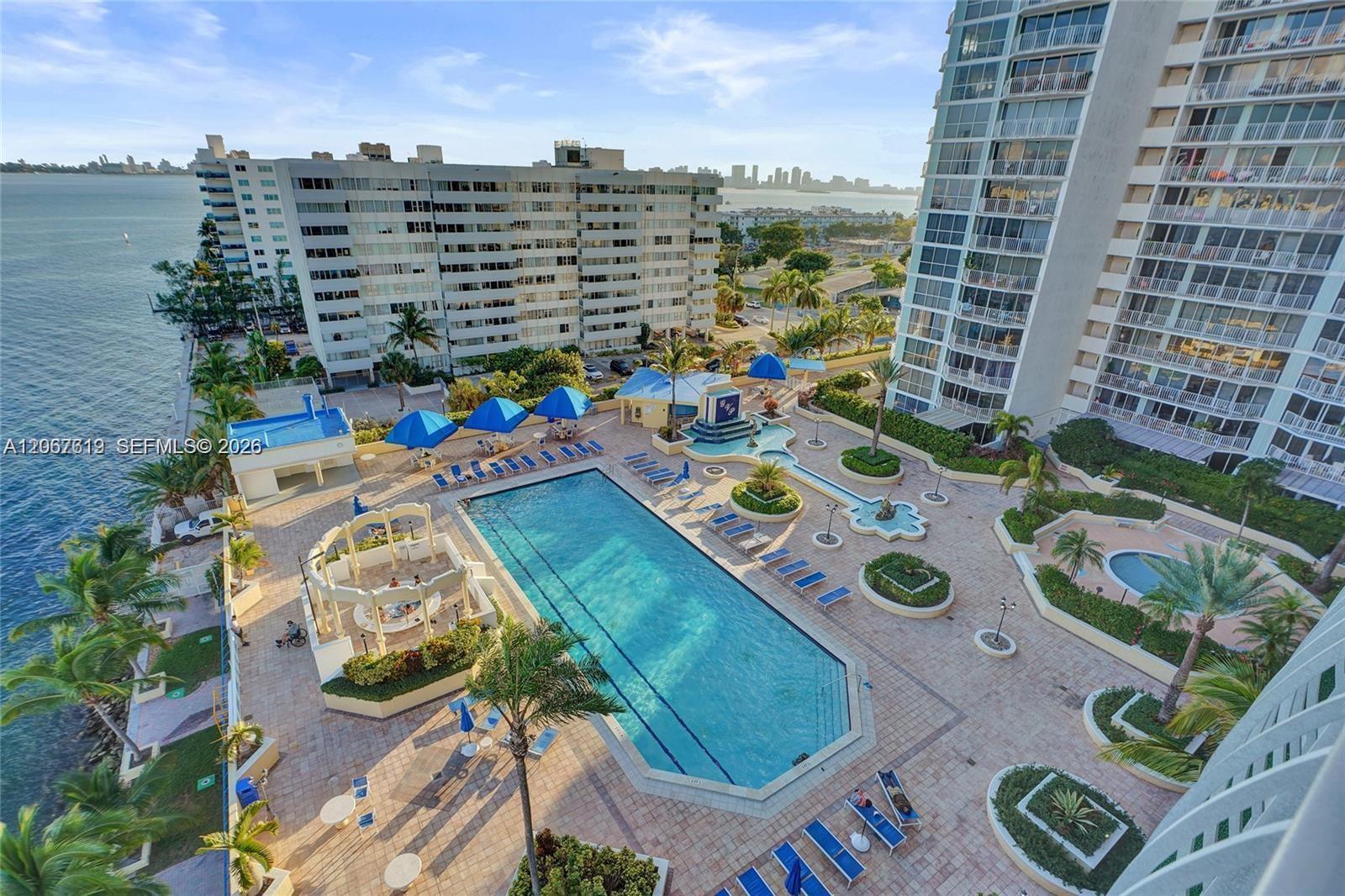 7601 E Treasure Dr # 902, North Bay Village FL 33141 photo 5