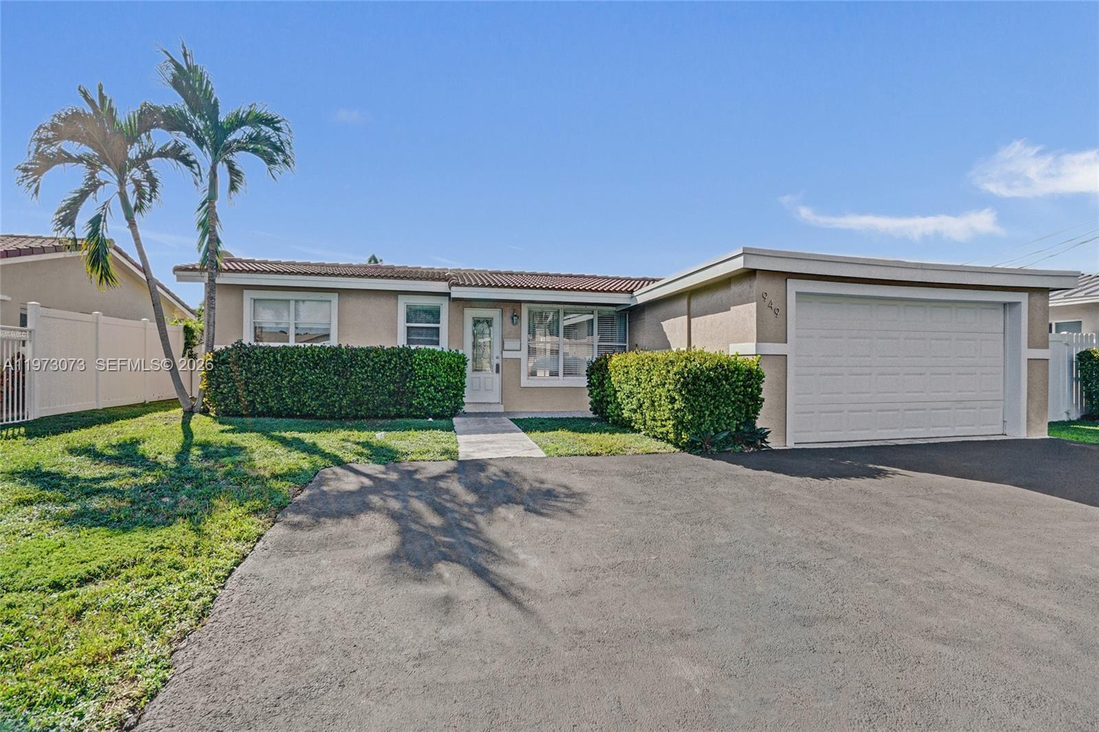 949 SE 10TH Court, Pompano Beach FL 33060