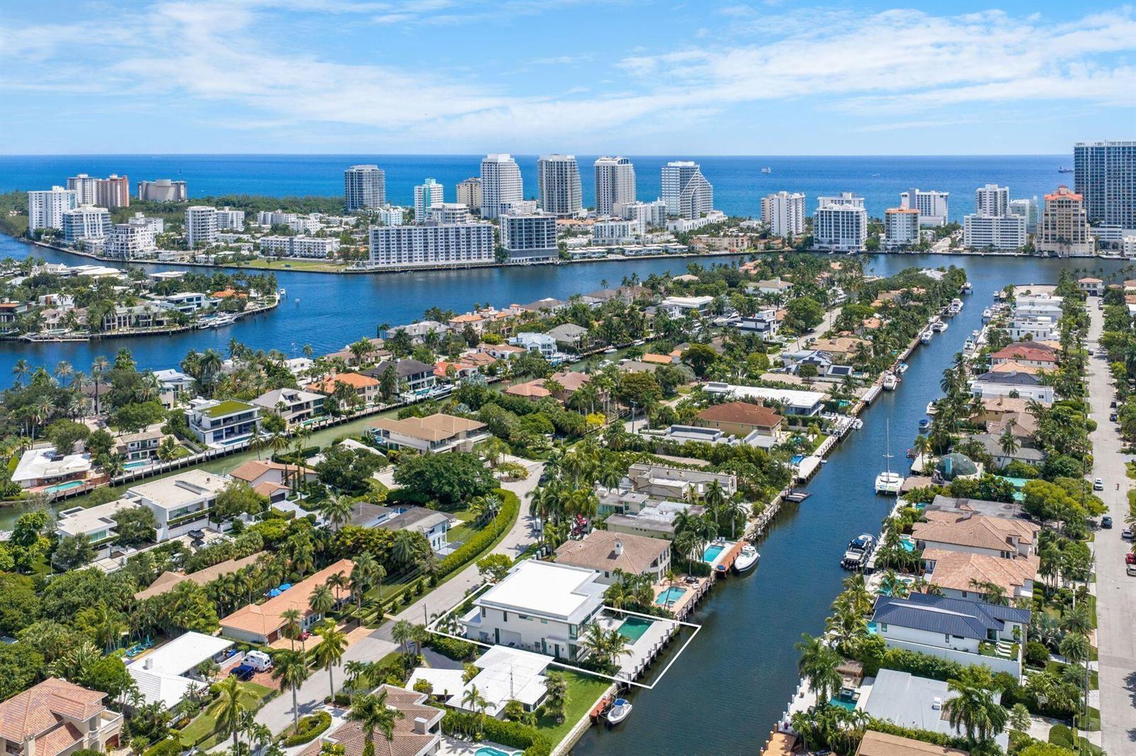 2400 Barcelona Drive, Fort Lauderdale FL 33301 photo 3