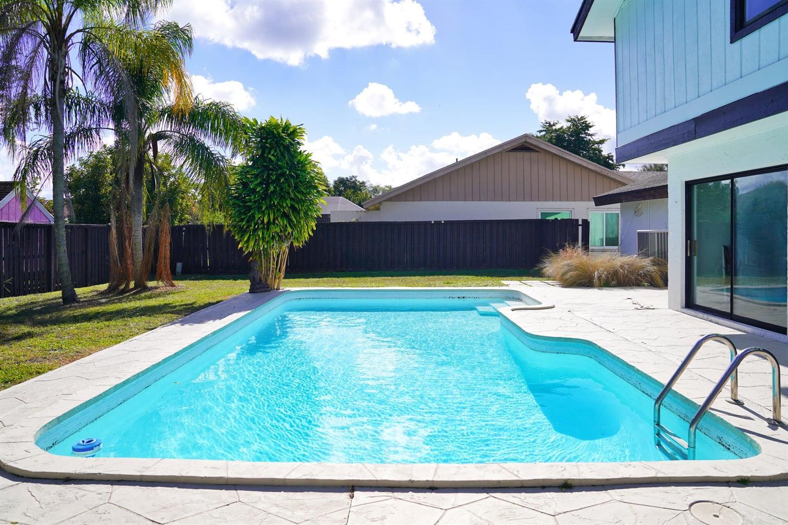 760 Windtree Way, Wellington FL 33414 photo 3