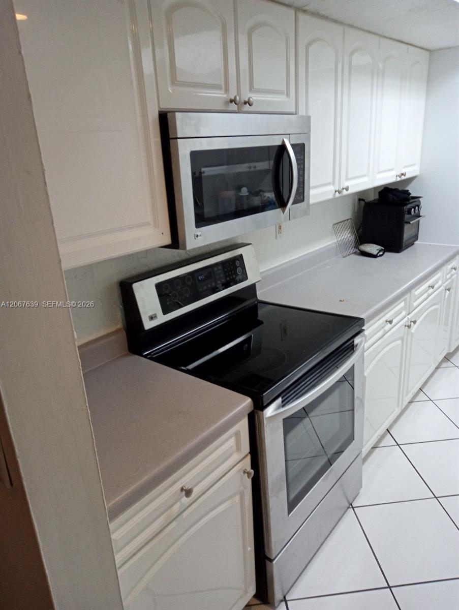 2700 Riverside Dr # B, Coral Springs FL 33065 photo 3