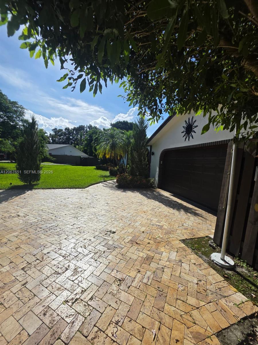 18611 SW 61st Ct, Southwest Ranches FL 33332 photo 5