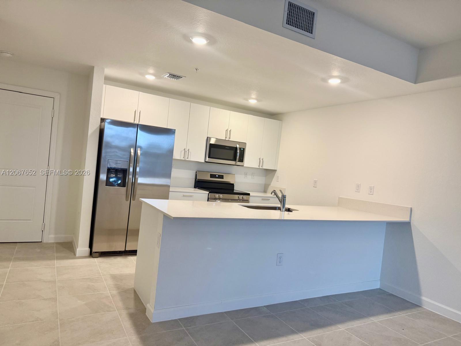 Homestead, FL 33032 photo 2