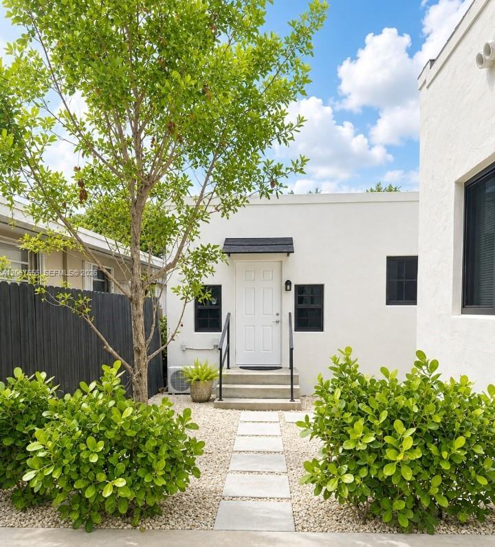 220 SW 32nd Ave REAR, Miami FL 33135