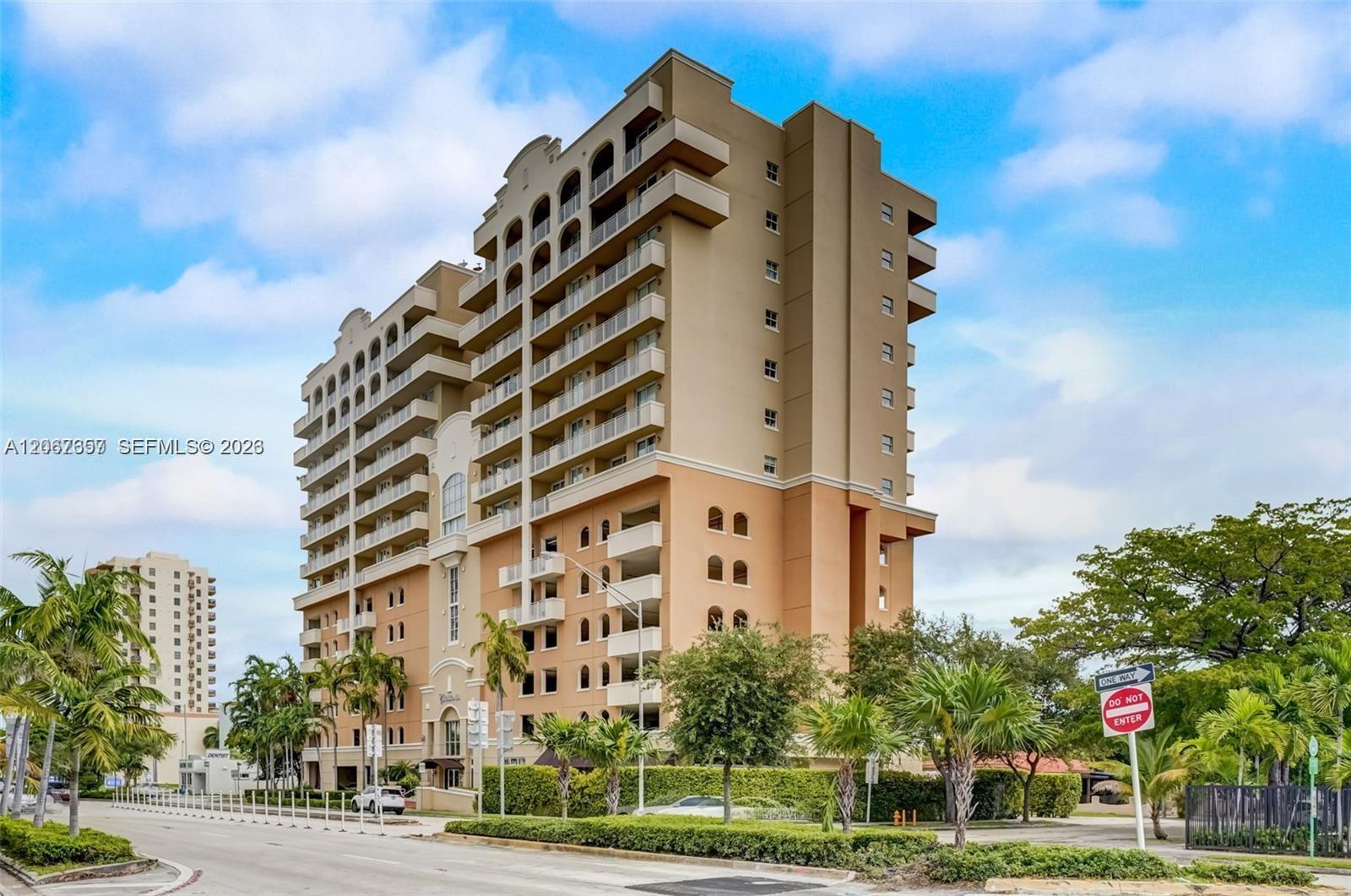 2425 SW 27th Ave # 806, Miami FL 33145 photo 2