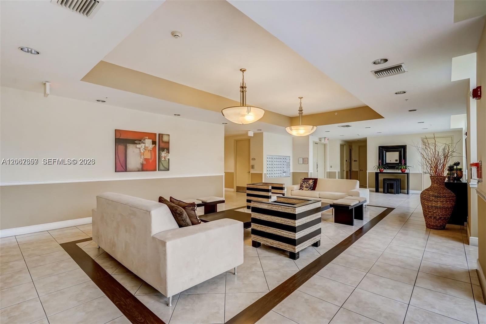 2425 SW 27th Ave # 806, Miami FL 33145 photo 5