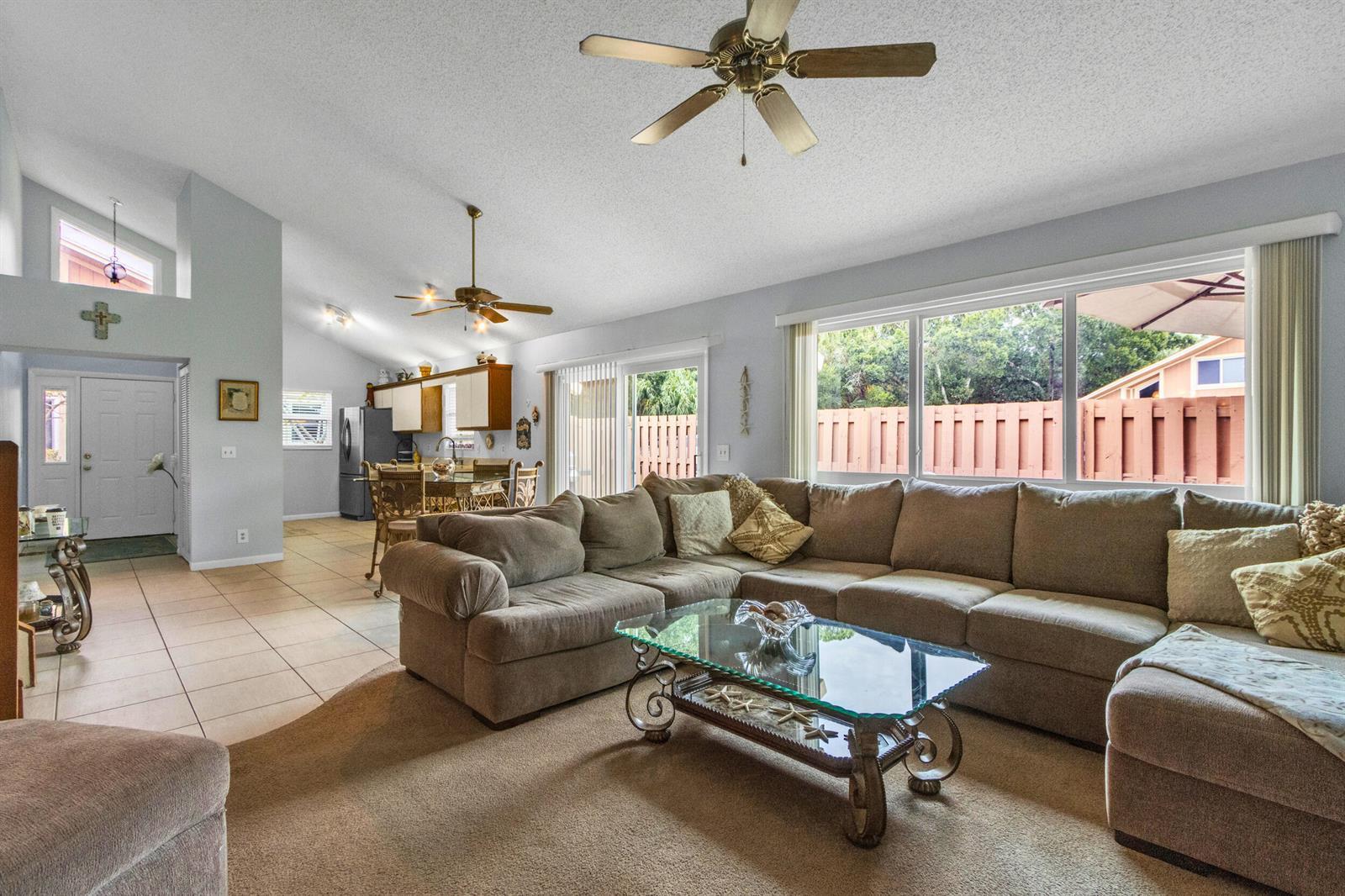111 Maplecrest Circle, Jupiter FL 33458 photo 5