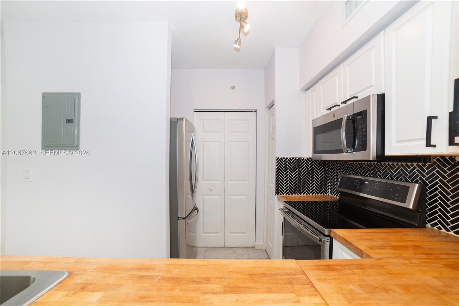 17125 N Bay Rd # 3410, Sunny Isles Beach FL 33160 photo 4