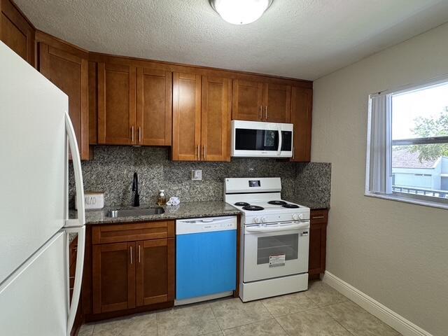 8411 LAGOS DE CAMPO Boulevard # 204U, Tamarac FL 33321 photo 2