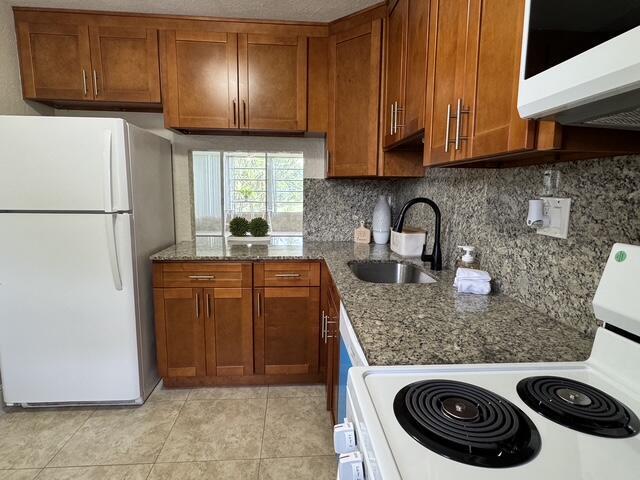 8411 LAGOS DE CAMPO Boulevard # 204U, Tamarac FL 33321 photo 4