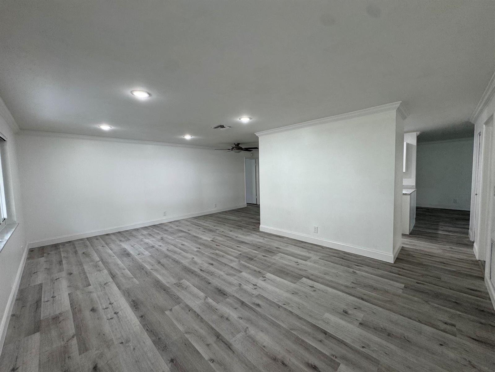 1331 W Campanelli Drive, Plantation FL 33322 photo 3