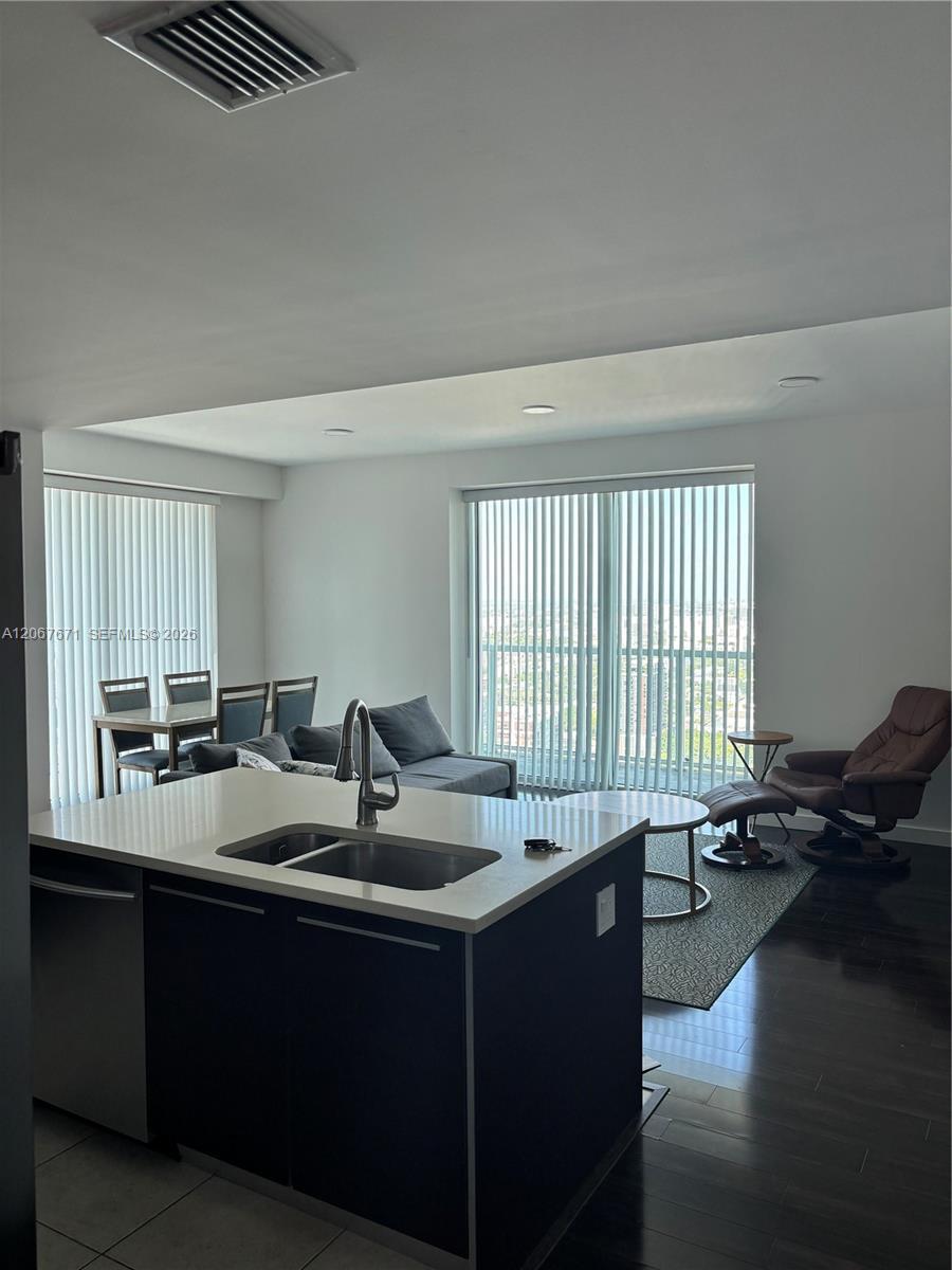 1900 N Bayshore Dr # 4011, Miami FL 33132 photo 2