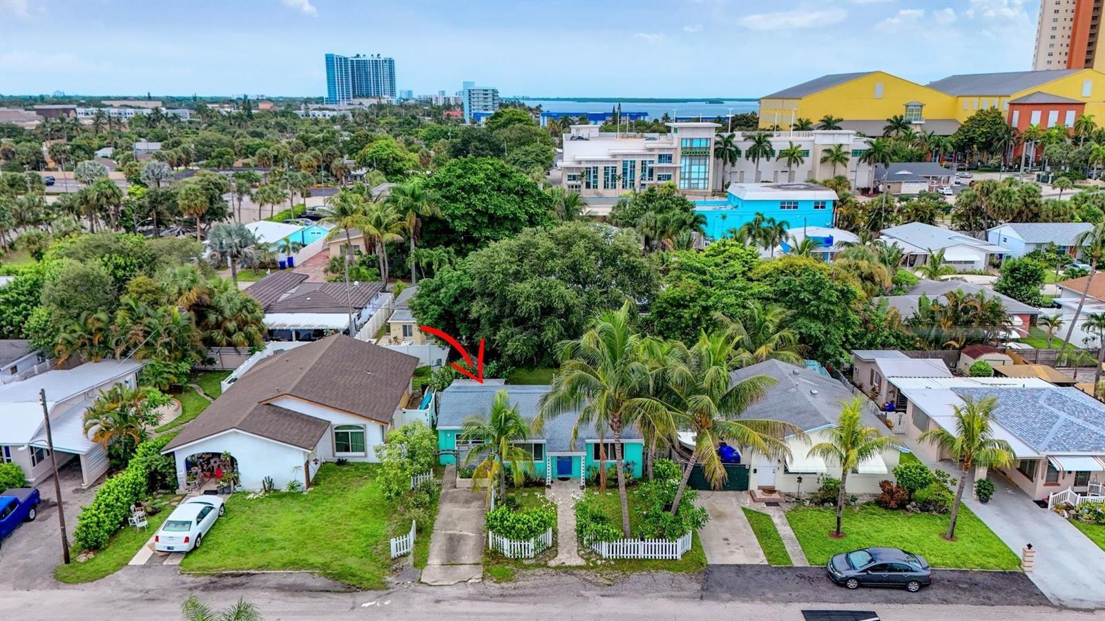 216 E 24th Street, Riviera Beach FL 33404 photo 2