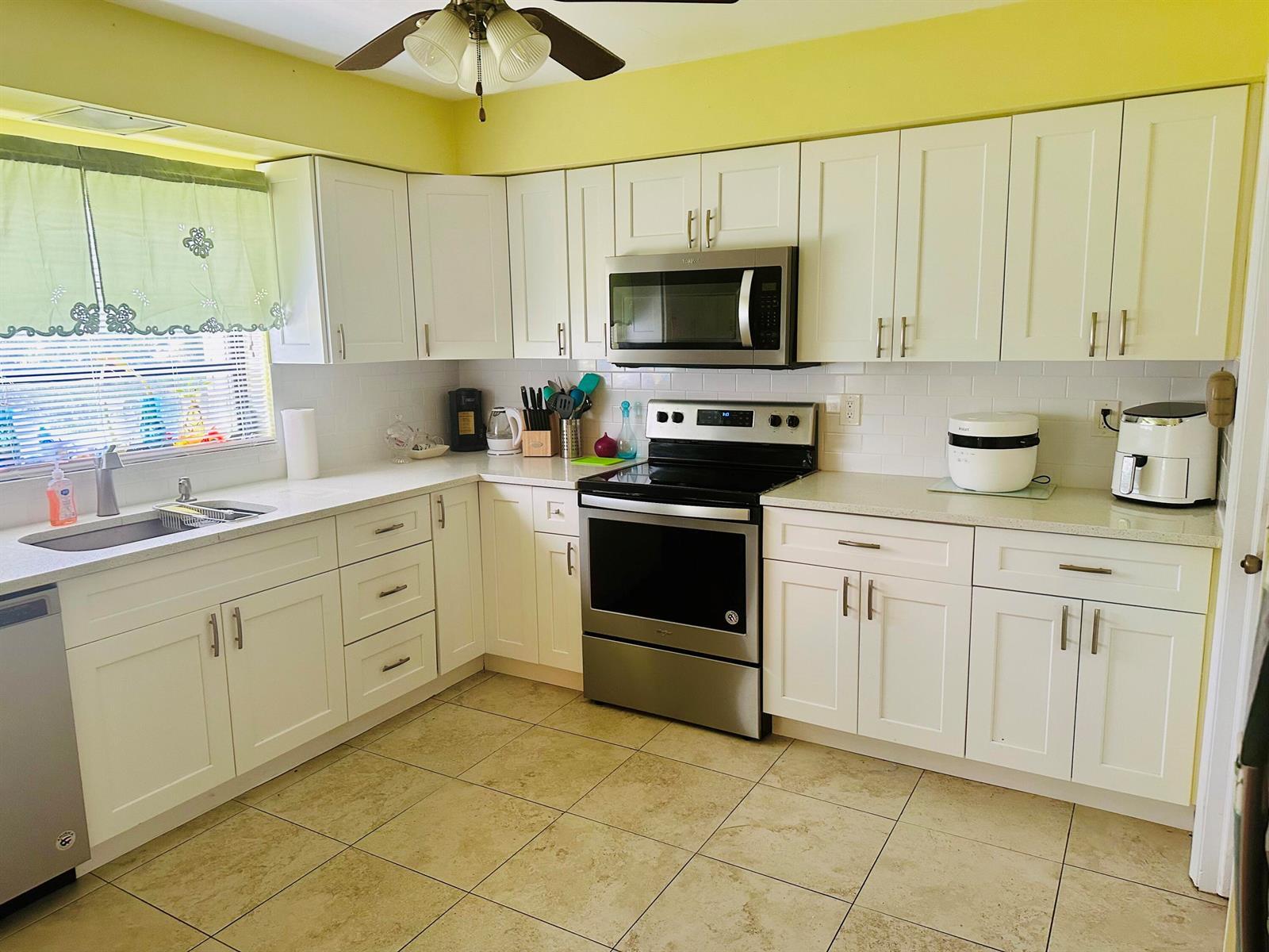 4964 Eaglewood Road # A, Boynton Beach FL 33436 photo 3