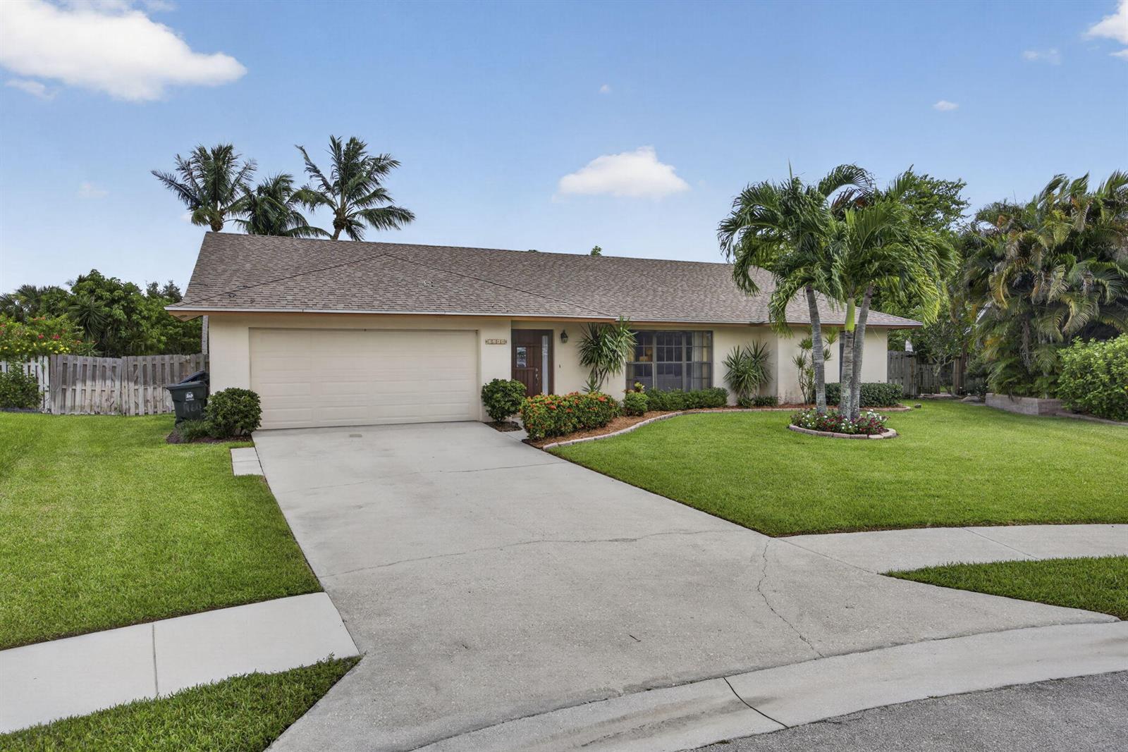 1160 Kinglet Terrace, Wellington FL 33414 photo 2