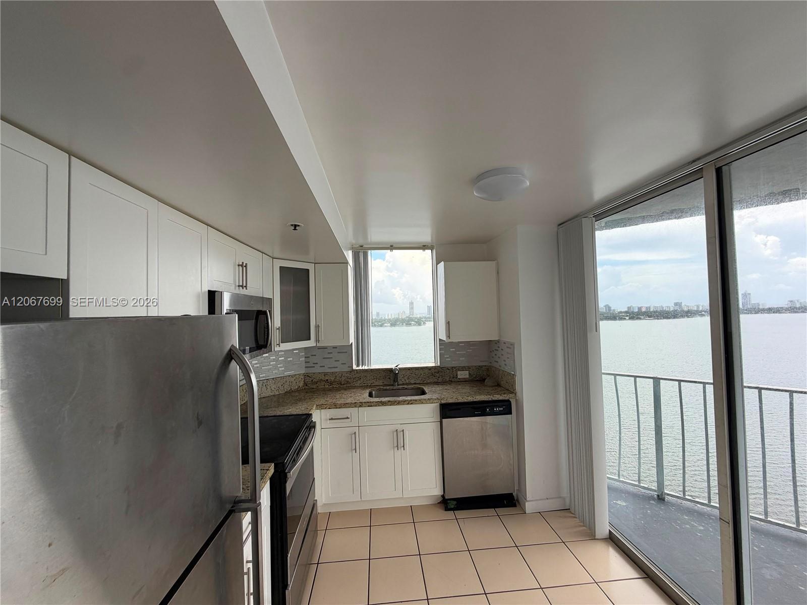 7601 E Treasure Dr # 2220, North Bay Village FL 33141 photo 2