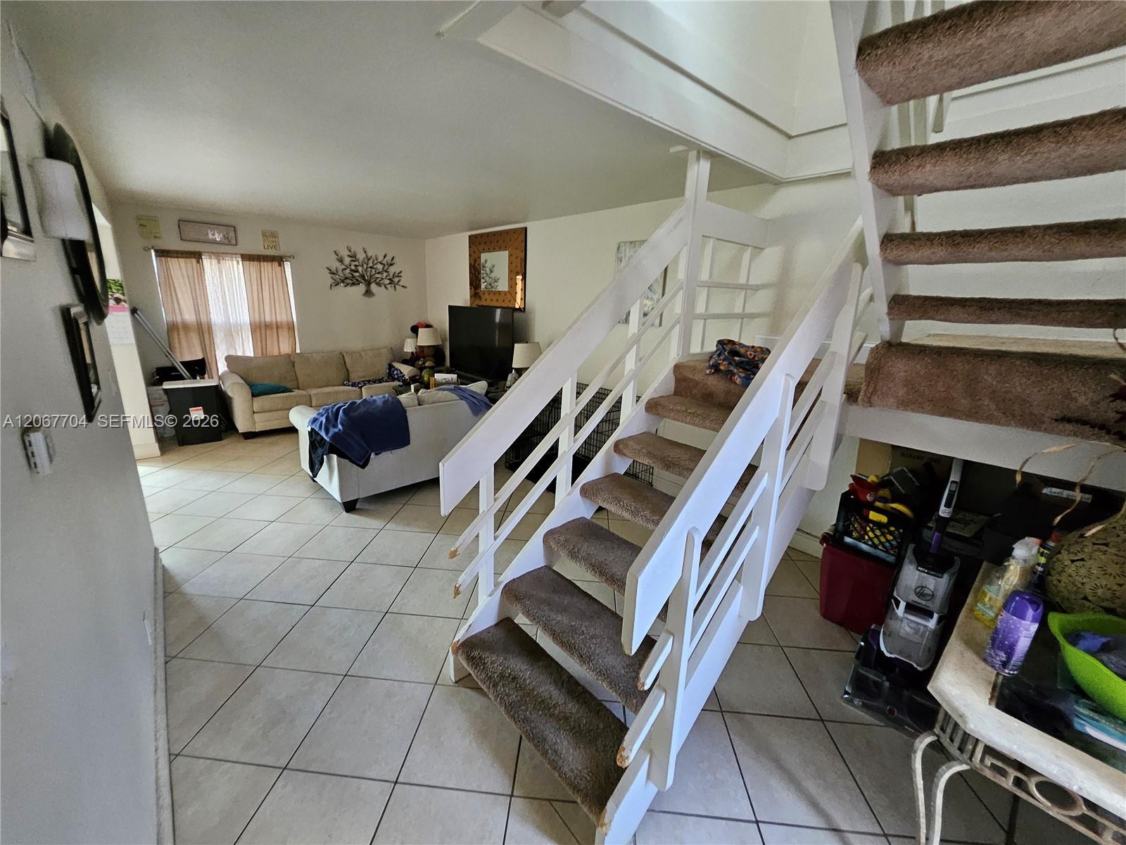 517 SW 1st Ct, Boynton Beach FL 33435 photo 2