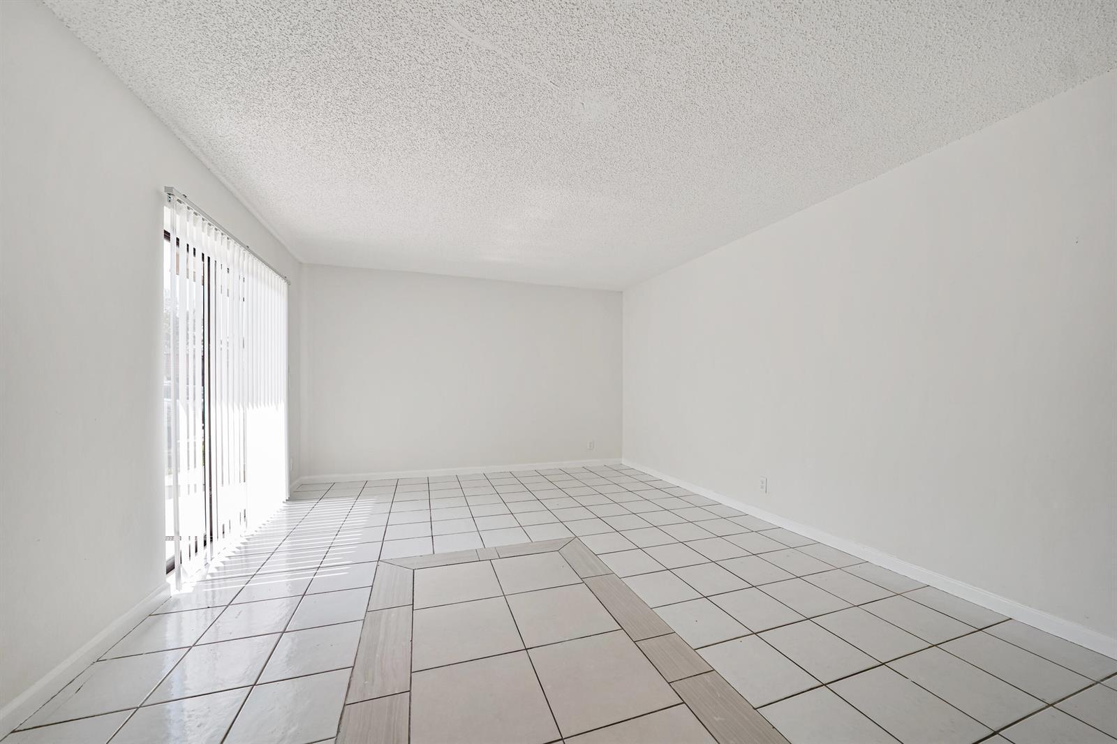 2173 White Pine Circle # C, FL 33415 photo 2