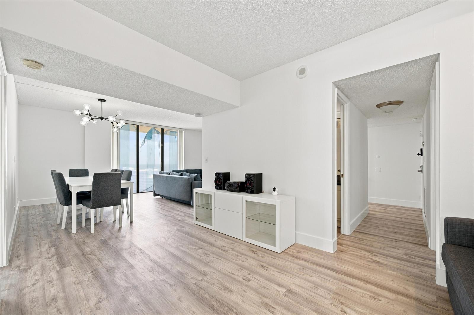 18181 NE 31ST Court, Aventura FL 33160 photo 3
