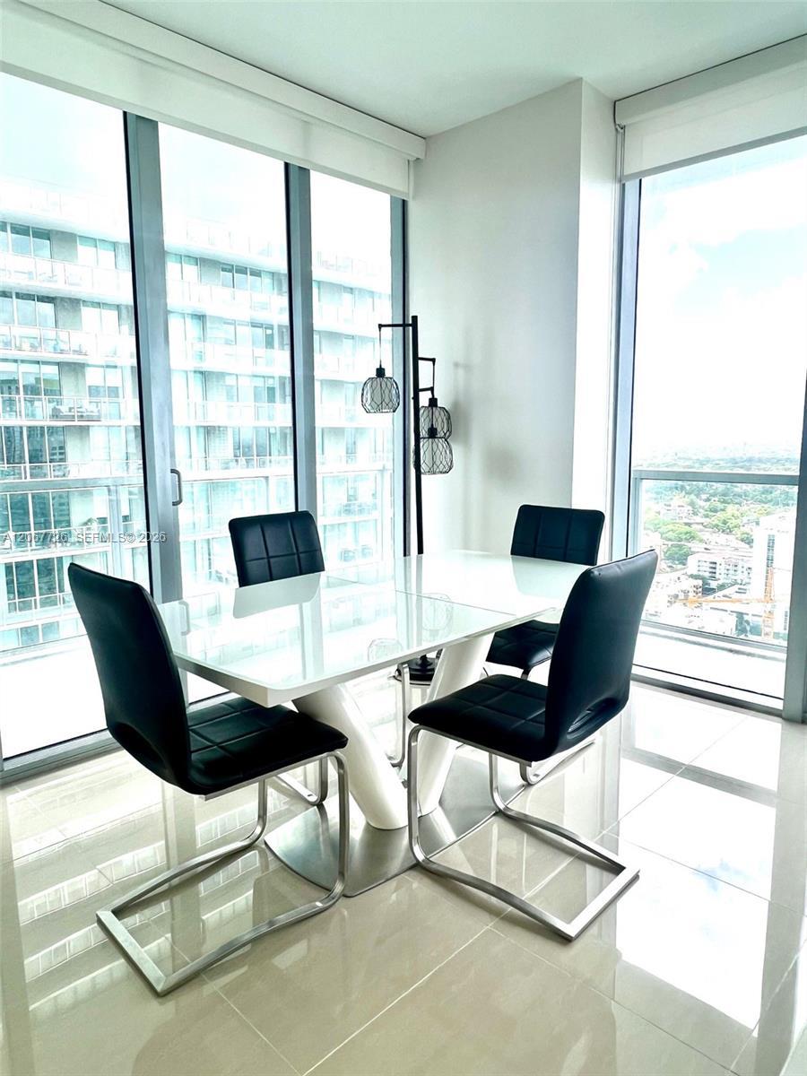 1111 SW 1st Ave # 3214, Miami FL 33130 photo 4