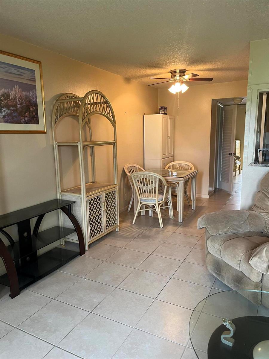 50 Dorchester Way # c, West Palm Beach FL 33417 photo 3
