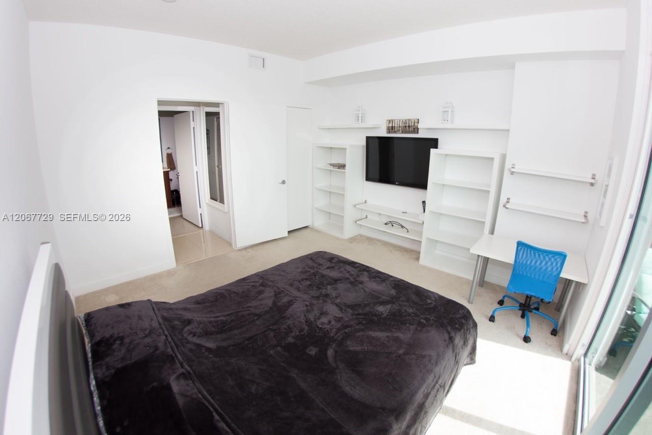 79 SW 12th St, Miami FL 33130 photo 3