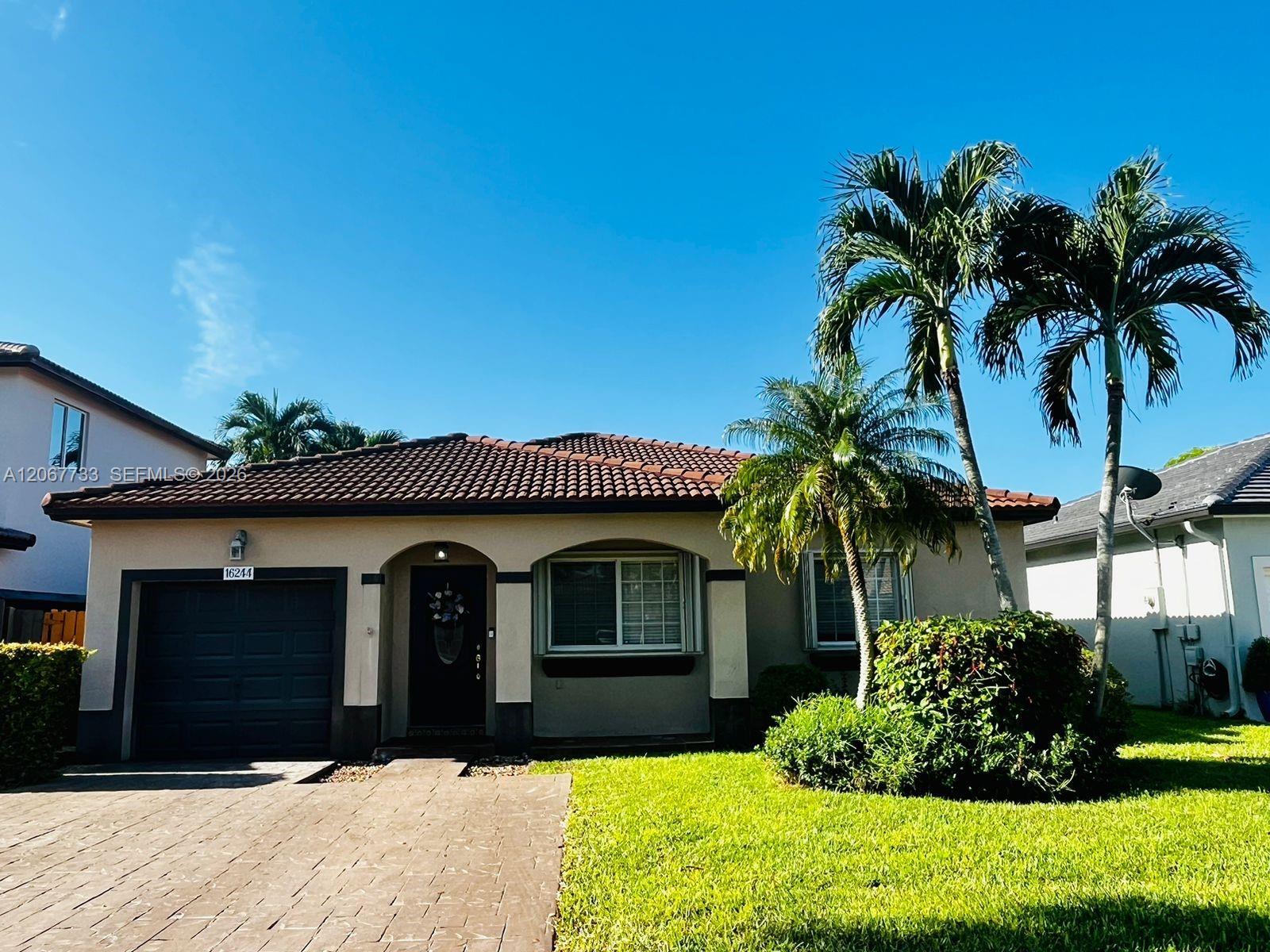 16244 SW 95th St, Miami FL 33196 photo 4