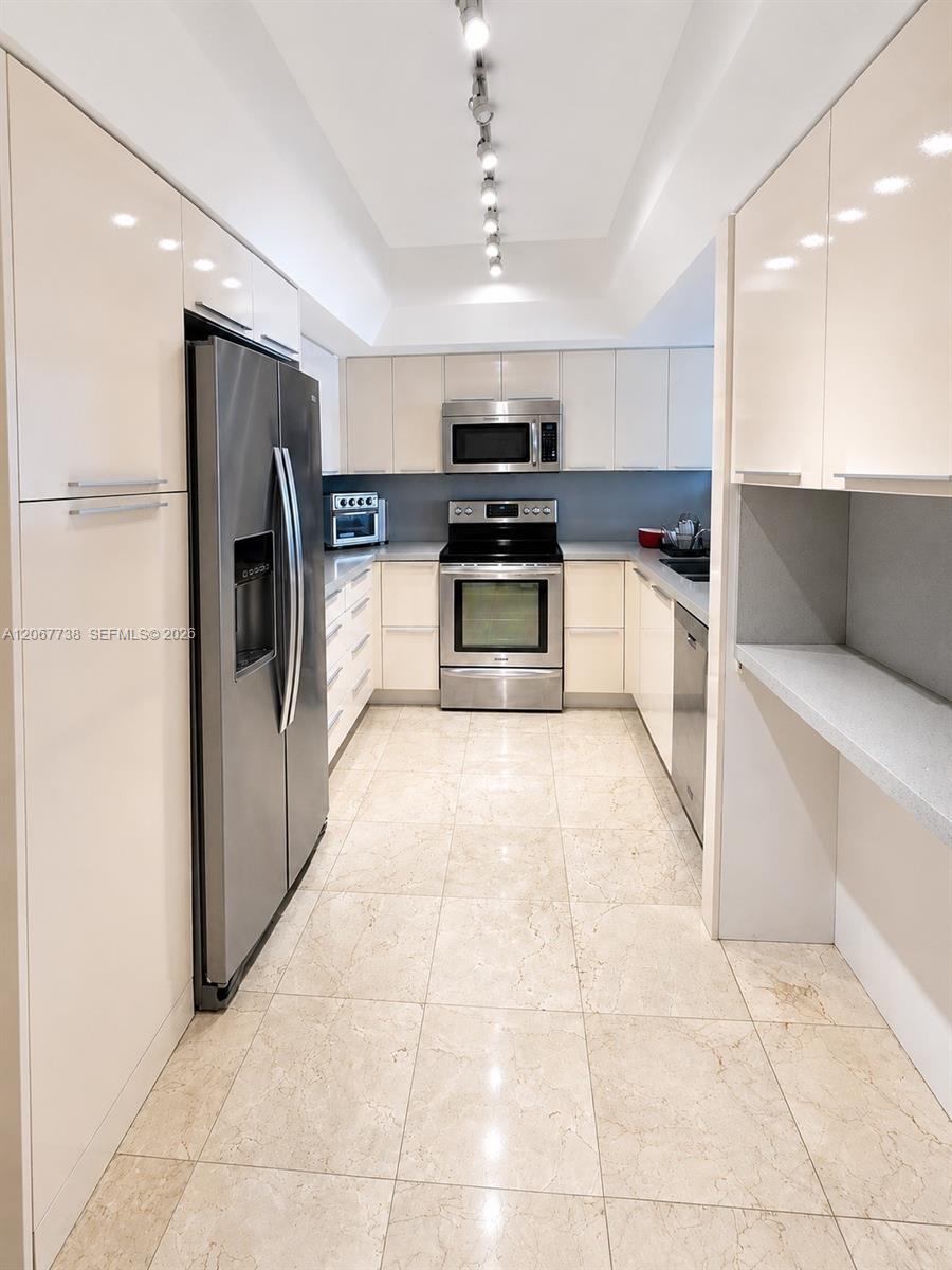 520 Brickell Key Dr # A1710, Miami FL 33131 photo 5