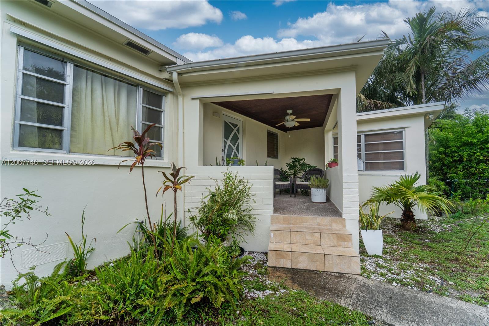 6250 NW 41st St, Virginia Gardens FL 33166 photo 3