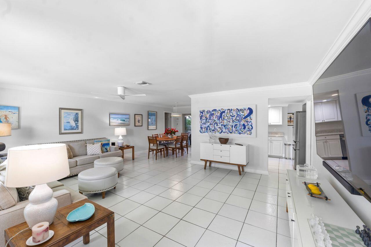 6372 SLEEPY WILLOW Way, Delray Beach FL 33484 photo 5
