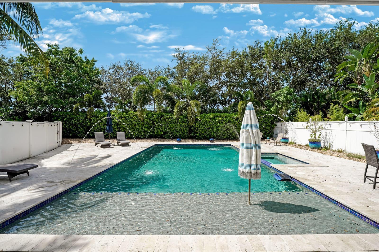 980 Delray Lakes Drive, Delray Beach FL 33444 photo 3