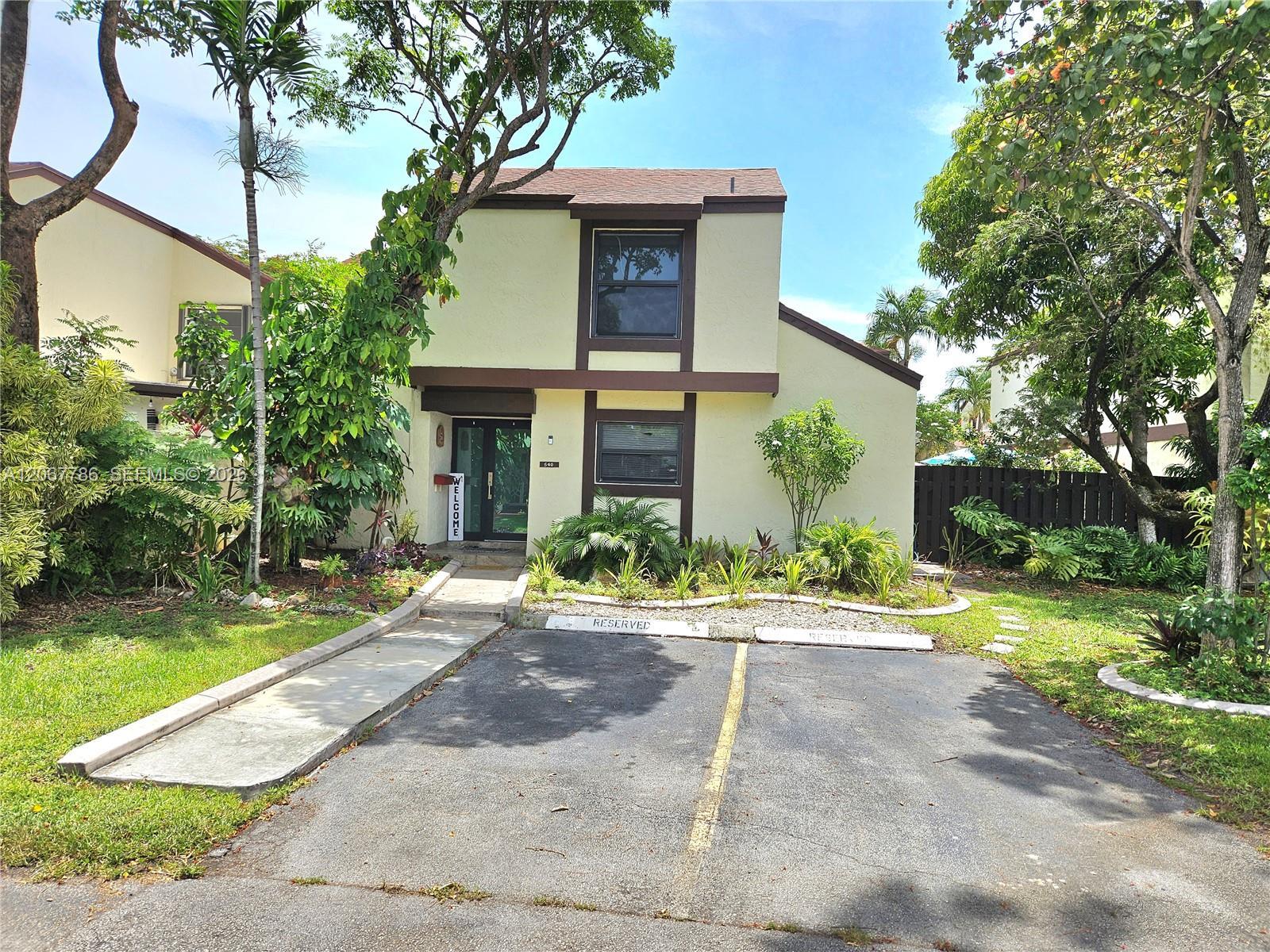 540 NW 99th Pl # 540, Miami FL 33172 photo 2