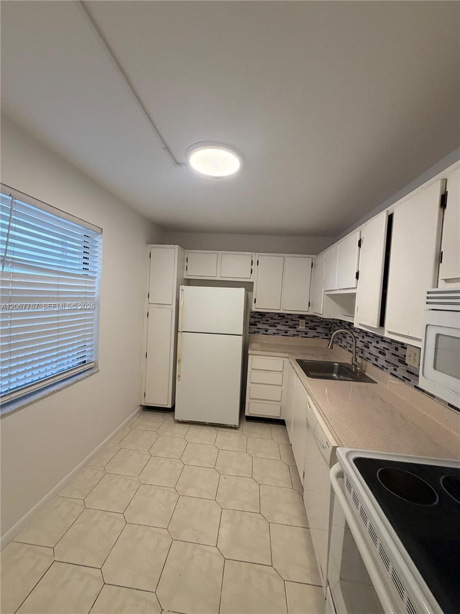 6751 N University Dr # 216, Tamarac FL 33321 photo 5