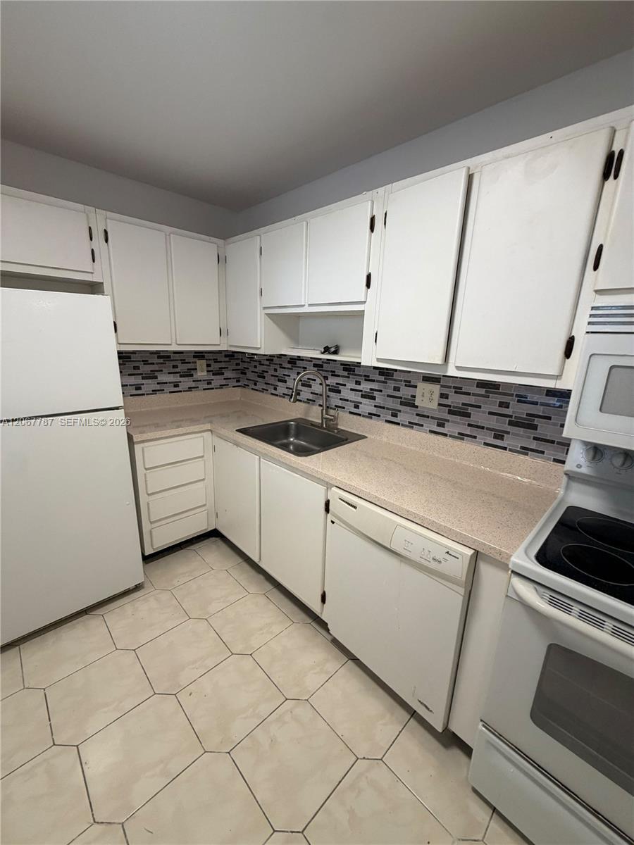 6751 N University Dr # 216, Tamarac FL 33321 photo 4