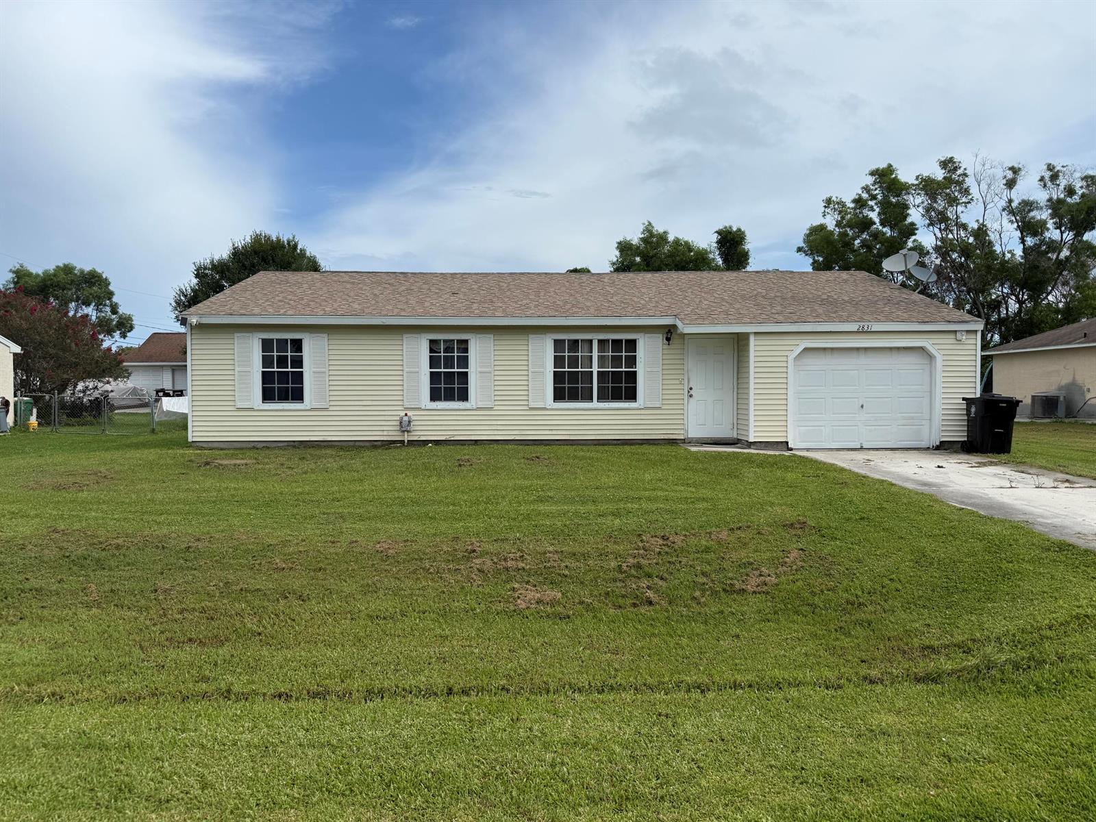 2831 SE LEIGH Avenue, Port St. Lucie FL 34952