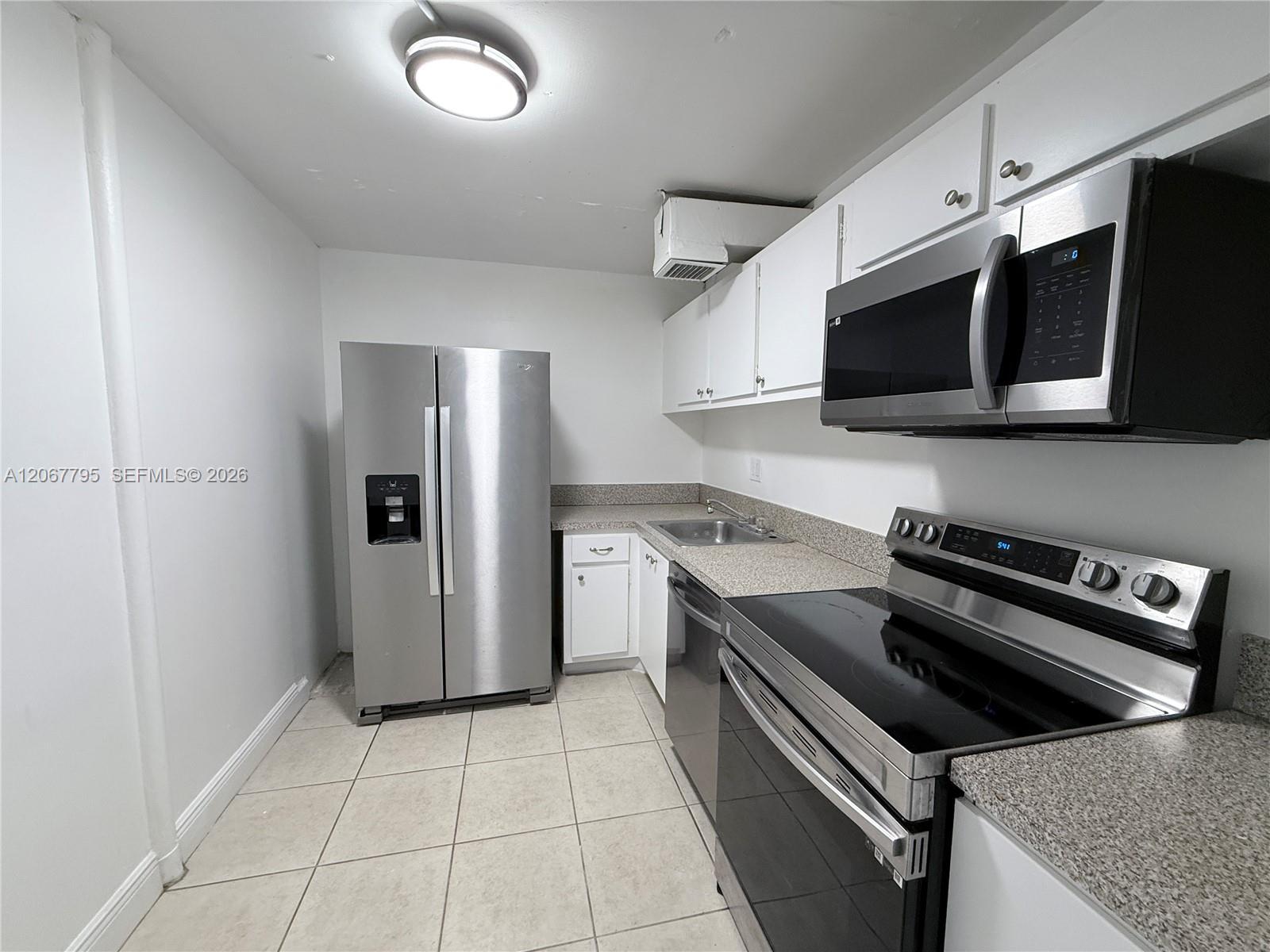 1800 Sans Souci Blvd # 426, North Miami FL 33181 photo 4