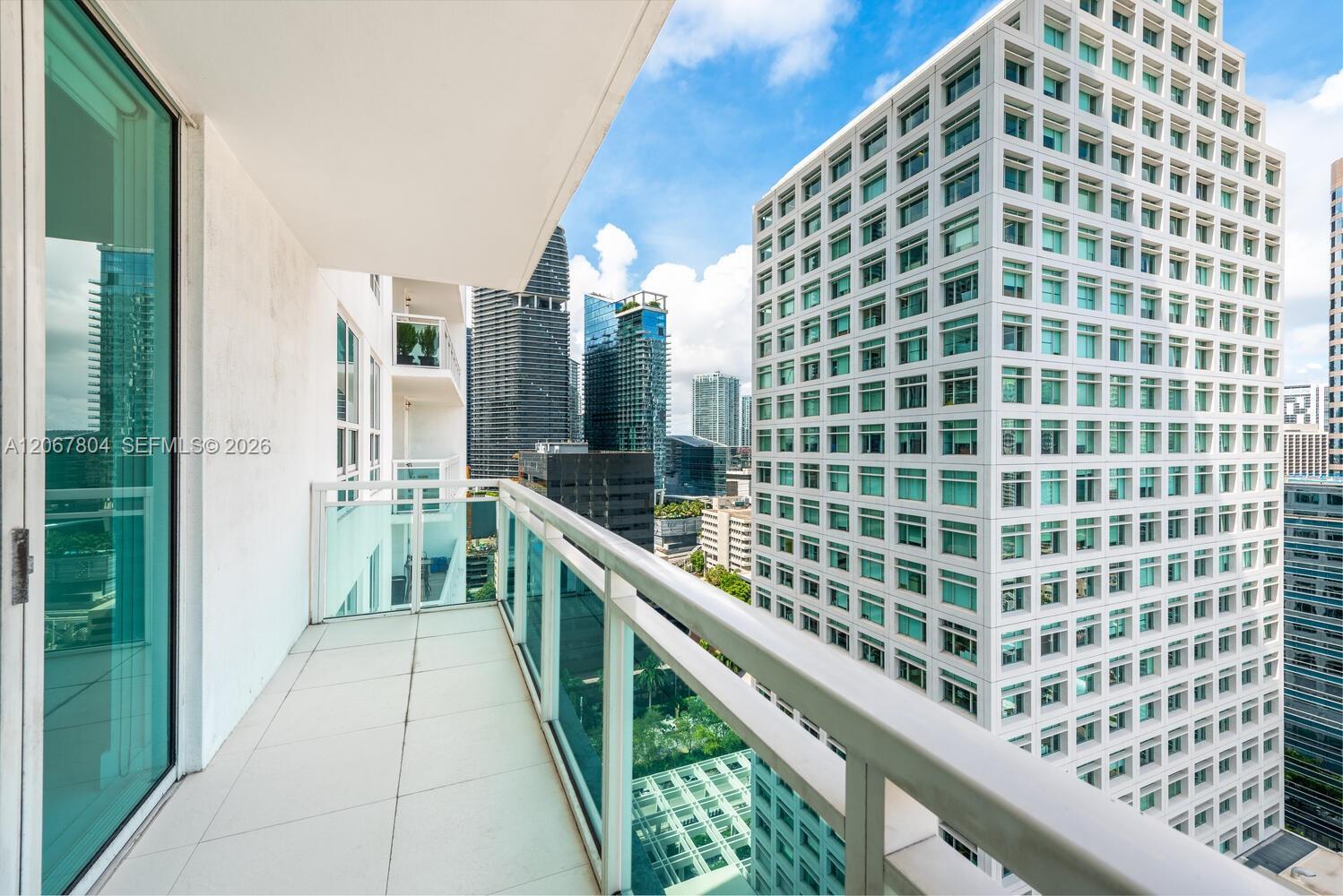 950 Brickell Bay Dr # 2208, Miami FL 33131 photo 3