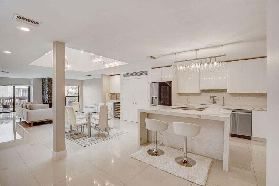 1127 BOCA COVE Lane, Highland Beach FL 33487 photo 5